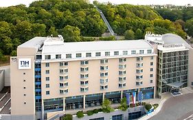 Nh Hotel Prag 4*